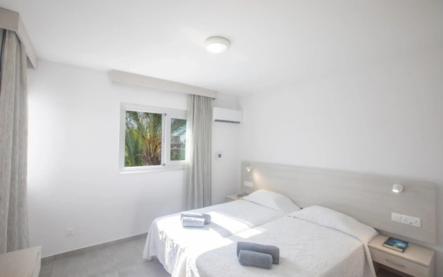 Pavlinia Hotel Apartments