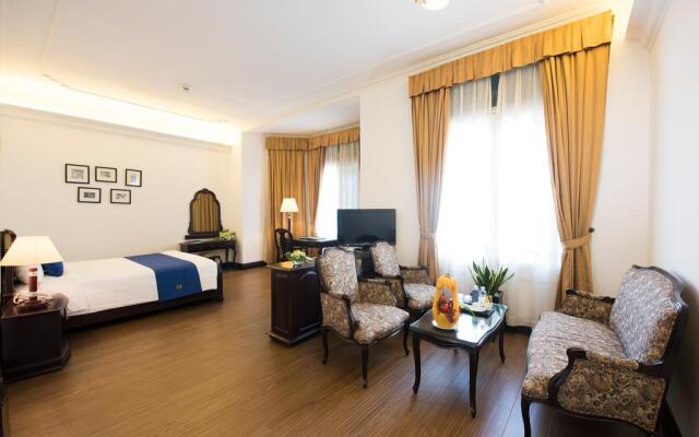 Hoa Binh Hotel