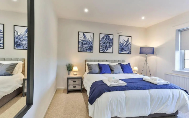 Cosy, Exclusive Sheffield House Near Peak District