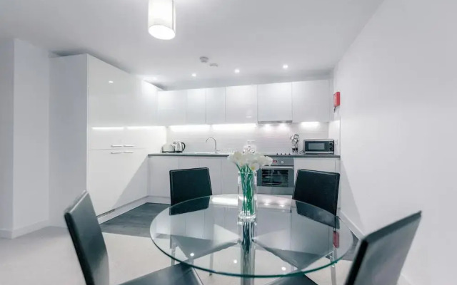 Roomspace Serviced Apartments - Queensway