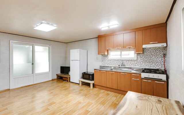 Danyang Nipsil Pensiion