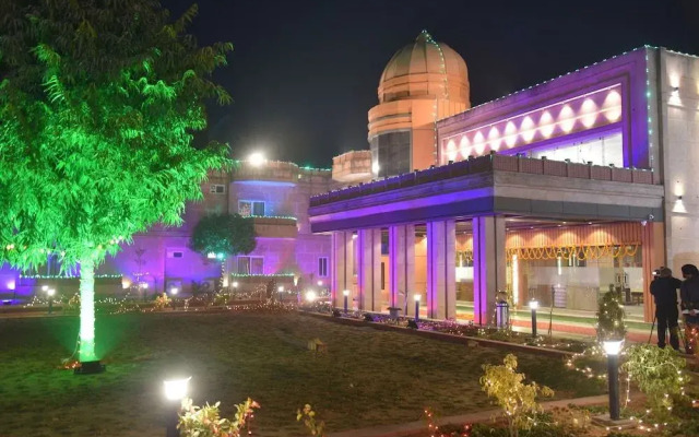 Riverfront Resort