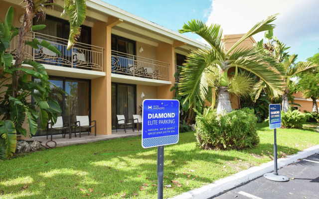 Hampton Inn Key Largo Manatee Bay