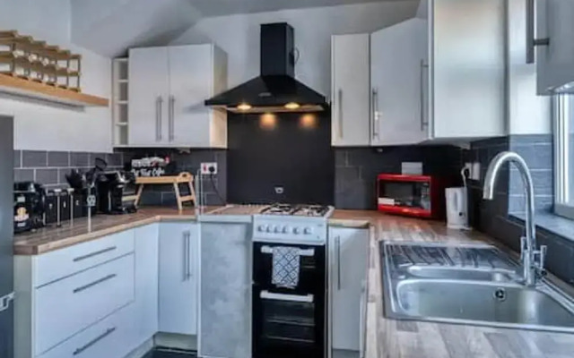Home Near City Centre, Pets Welcome, Parking