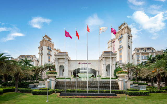 hotelImage