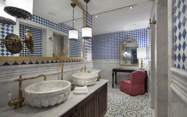 Hagia Sofia Mansions Istanbul, Curio Collection by Hilton