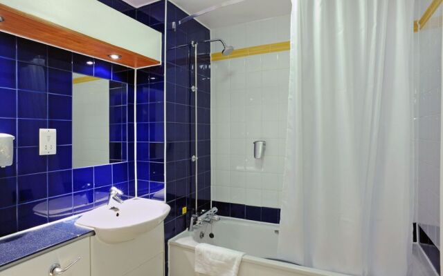 Wheatsheaf Hotel By Greene King Inns