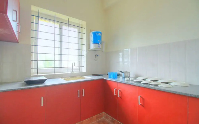OYO 15856 Home 2BHK Near Rock Beach