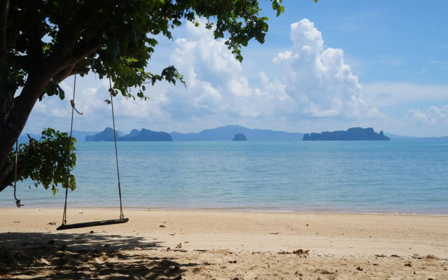 Koyao Bay Pavilions