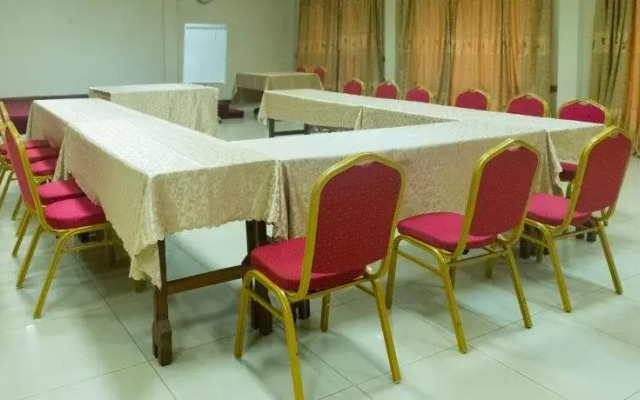 Kayegi Hotel
