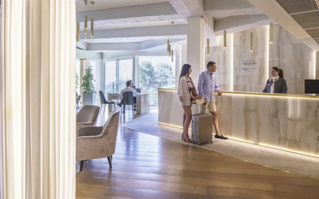 Atlantis Bay - VRetreats