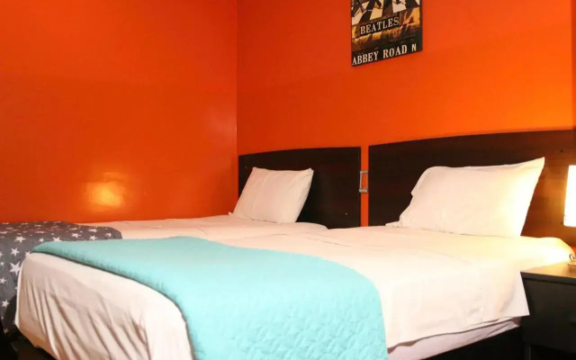 Hotel Venture