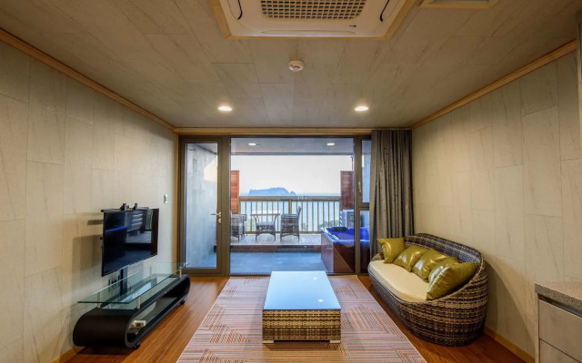 Visby Jeju Palm Village