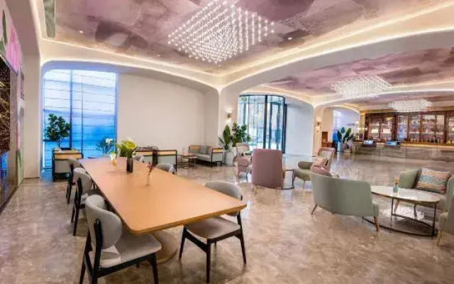 Mercure Chengdu Longtan