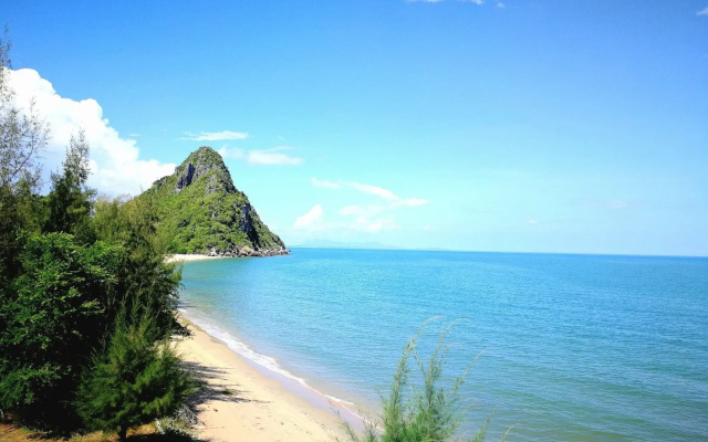 Aow Noi Sea View Resort