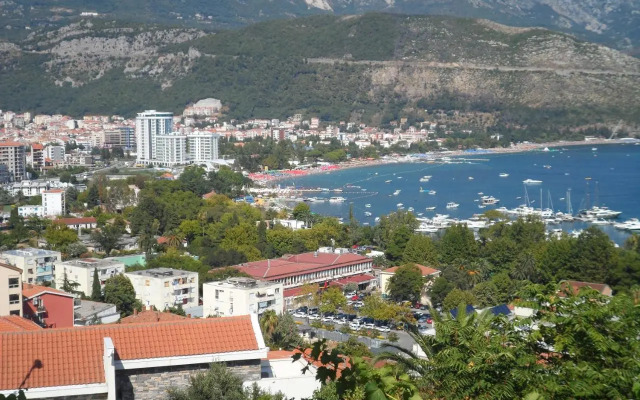 Vala Apartments