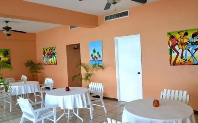 Kaz Kreol Beach Lodge