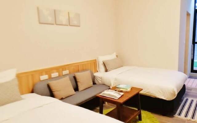 Seeing Nantai Holiday Apartment