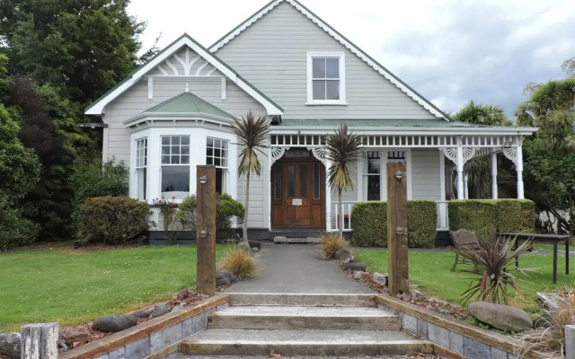 Rimu Park Lodge