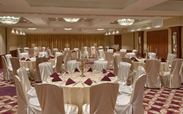 Viana Hotel & Spa Bw Premier Collection