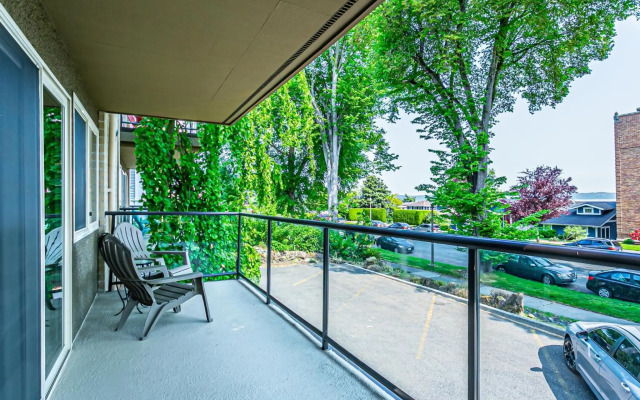 the Terrace, best area, Jacuzzi bath