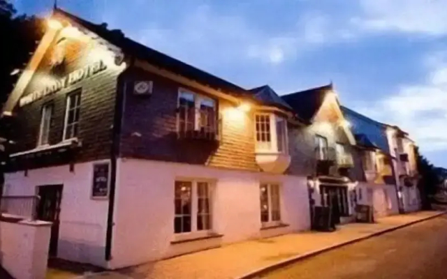 White Lady Hotel