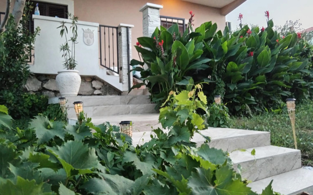 Seaview Holiday Apartments, Ventura Nin