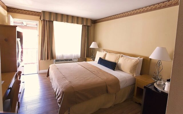 The Green Room Hotel