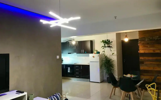 Fat Cow Apartment 101