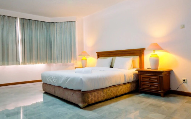 Spacious 3br Senopati Apartment Near Scbd