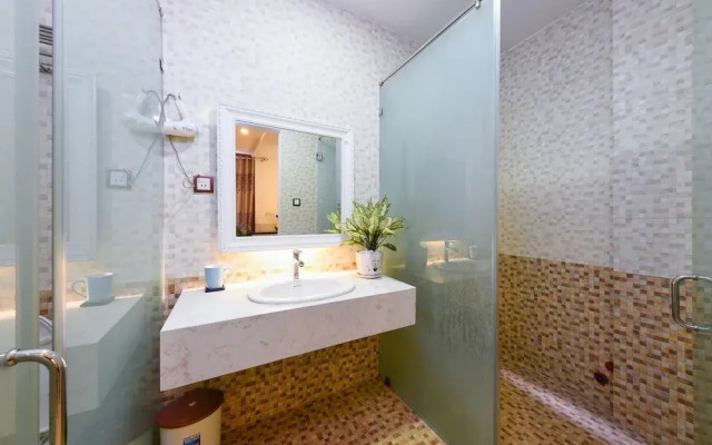 Felix Hotel