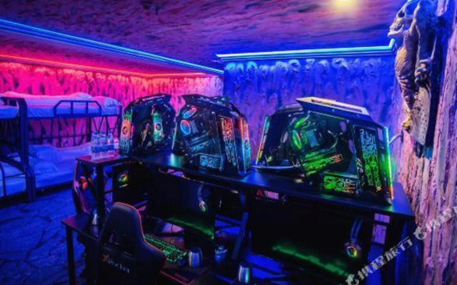 Slence Snow Theme Hotel