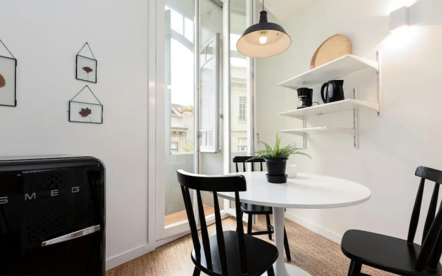 Iconic Nightlife Studio 104