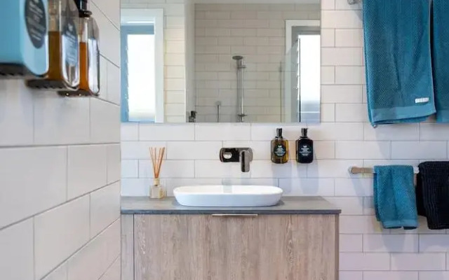 160 Steps from Yallingup Beach