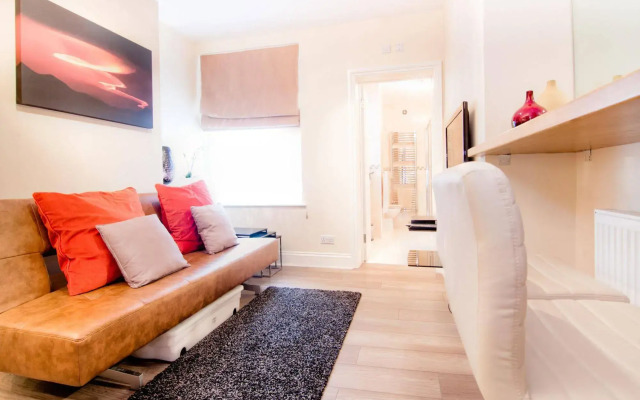 SHQ Apartments