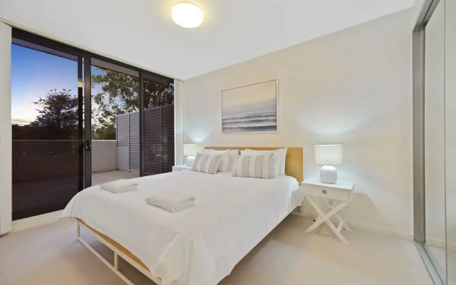 HomeHotel-Spacious Luxury Apt Next to Shopping