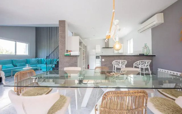 Casa Feliz in Provensals