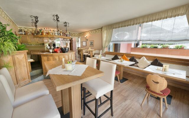Hotel Astra