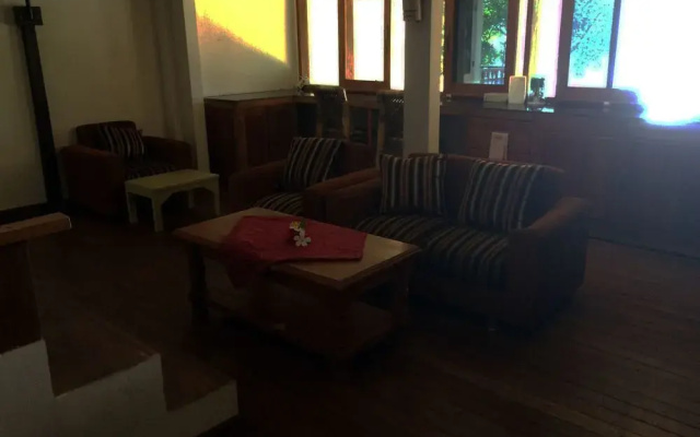 Lutwala Dive and Bungalows