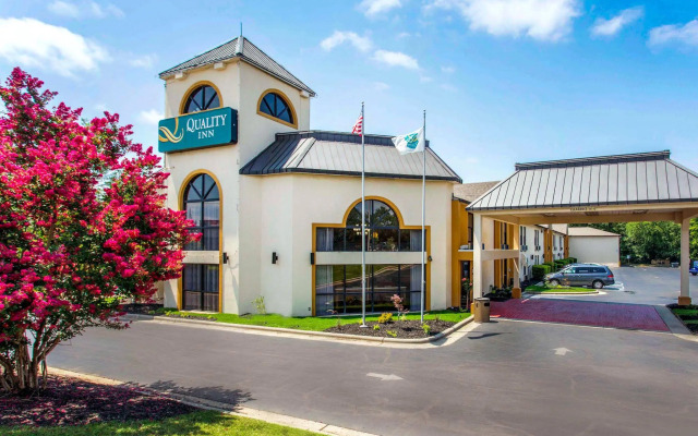 Quality Inn at the Park