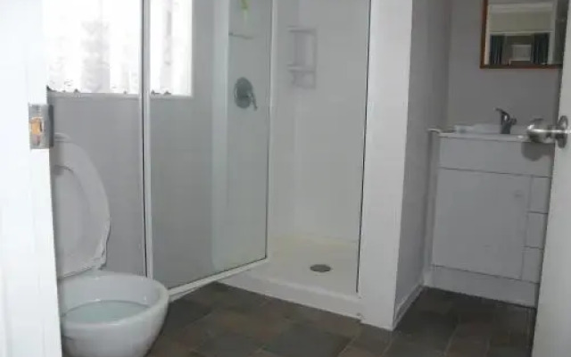 Kowhai Court MOTEL Apartments