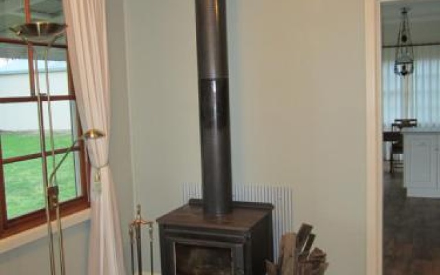 Sutton Forest Cottage – Guest Rooms – Sutton Forest