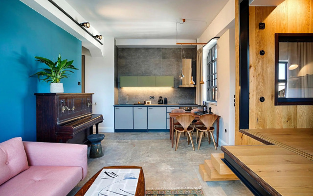 The Foundry Suites