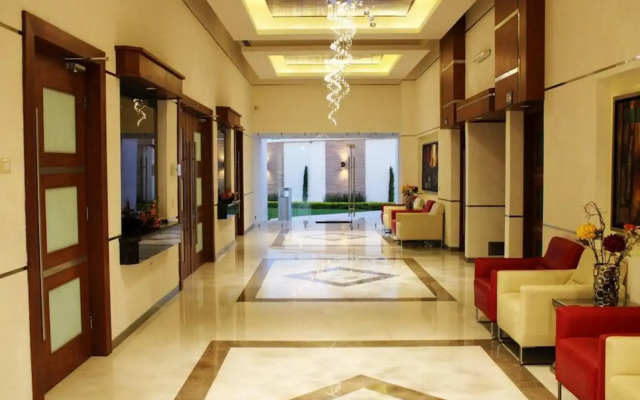 Hotel Paradise Inn