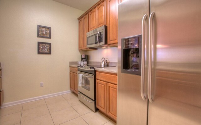 Spacious Vista Cay Condo, Close to Conv. Center