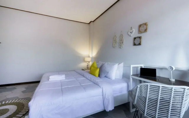 Interconnection Hostel