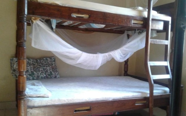 JJ&JE Family House - Hostel