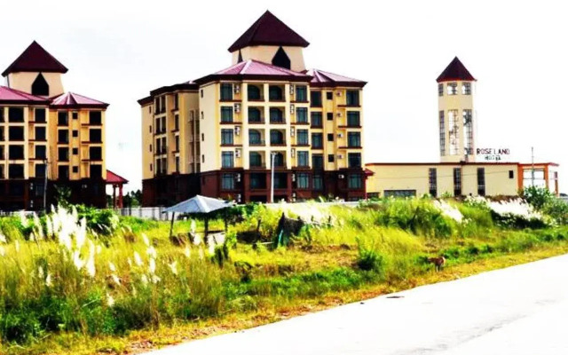 Rose Land Apartment Hotel