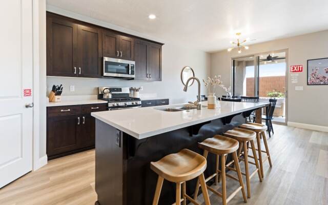 Sienna Sunrise by RedAwning