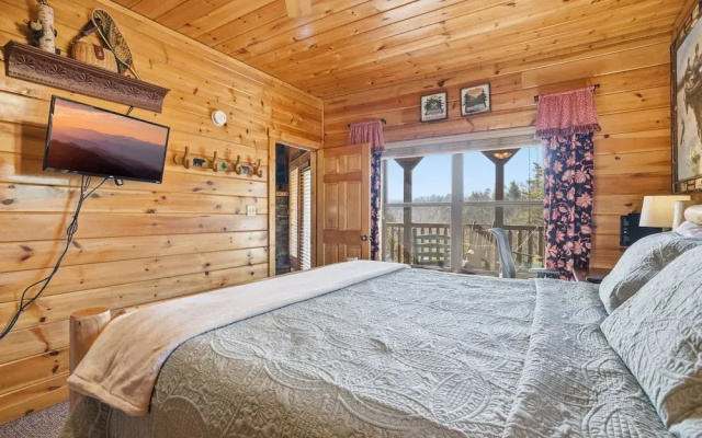 Knotty But Nice 4 Bedroom Home